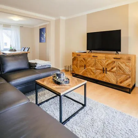 Semi-detached House - Dns07070-l