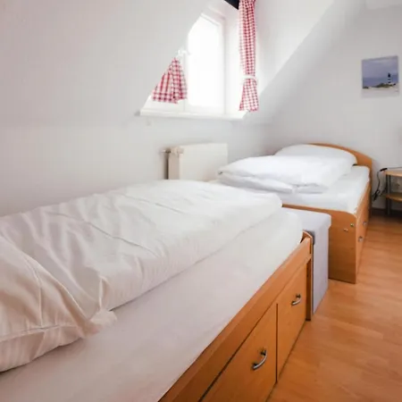 Holiday home Semi-detached House - Dns07070-l Busum